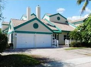 76 Lariat Cir, Boca Raton, FL 33487