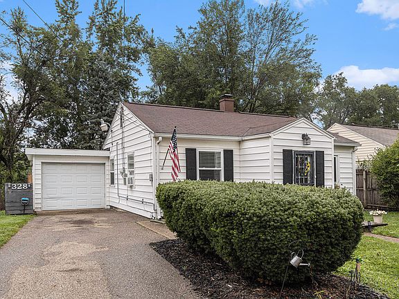 3rd image of 328 Garfield Ave