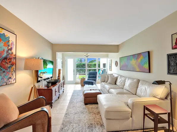 1111 Cactus Terrace #103, Delray Beach, FL 33445