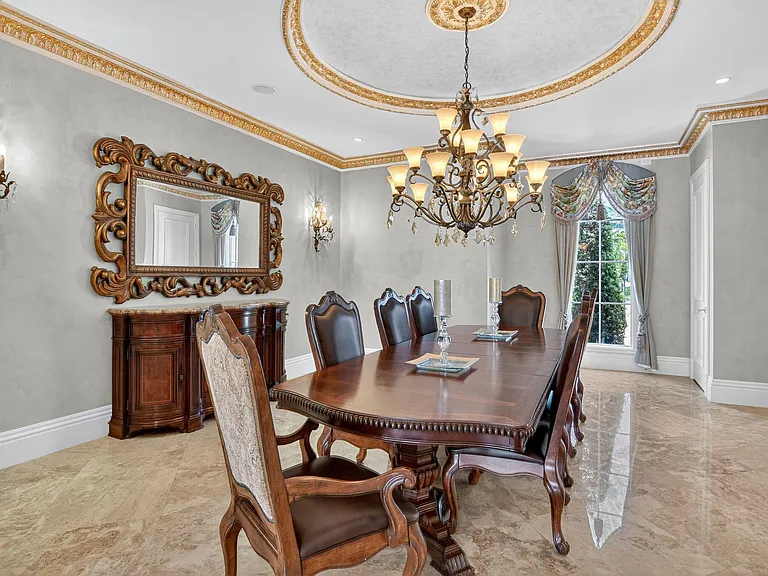 377 E Coconut Palm Rd — Photo 22
