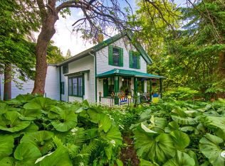 42 Main St, Bloomingdale, NY 12913