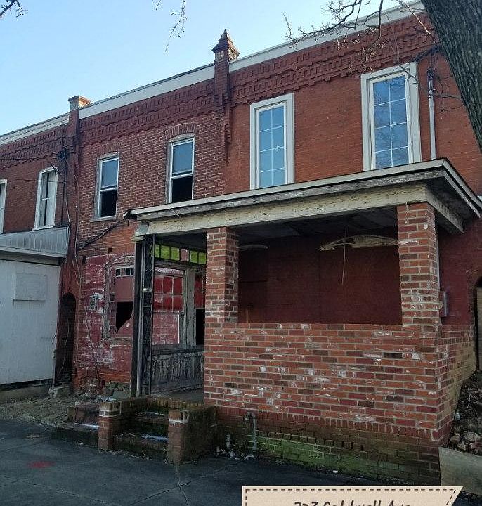 2nd image of 723 Caldwell St