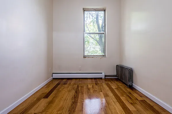 Rented by Nooklyn NYC LLC | media 42