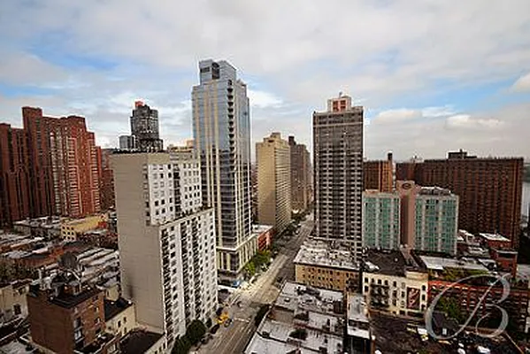 Rented by Bellmarc Realty | media 7