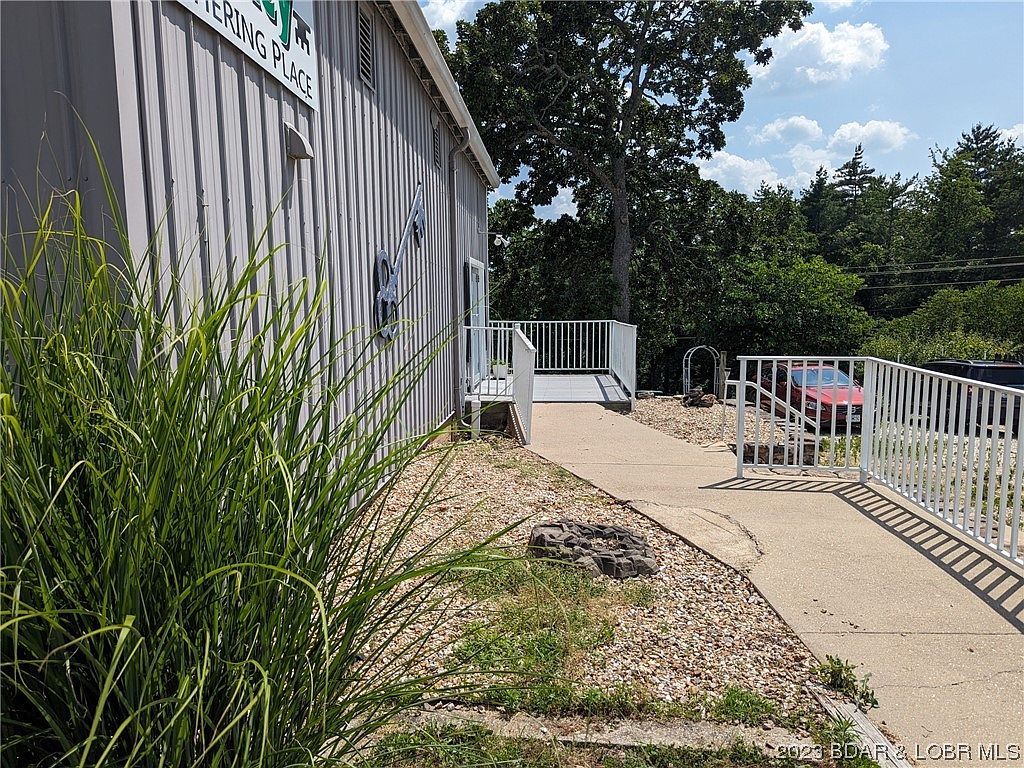 1163 Bus Rte 5, Camdenton, MO 65020 MLS 3553974 Zillow