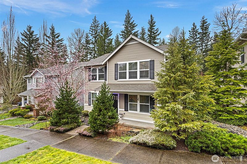 3rd image of 36726 SE Gravenstein Court