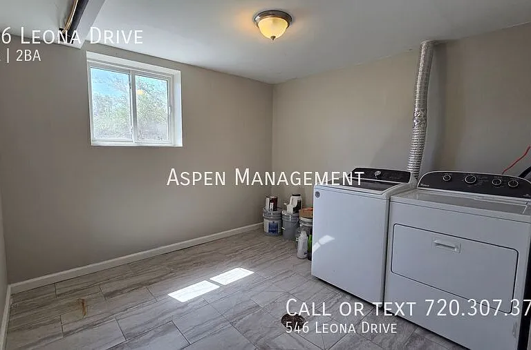 546 Leona Dr — Photo 13