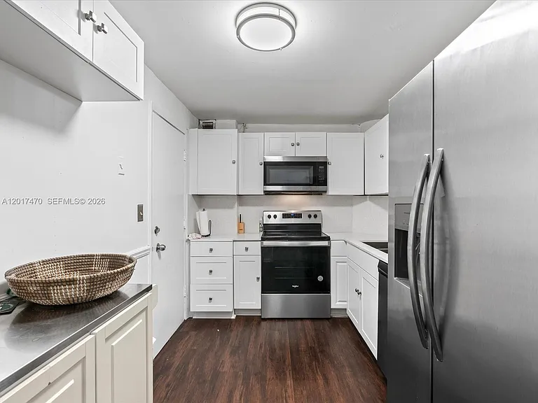 5005 Collins Ave #222 — Photo 16