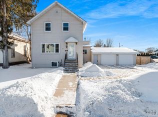 214 Baldwin St, Oconto, WI 54153