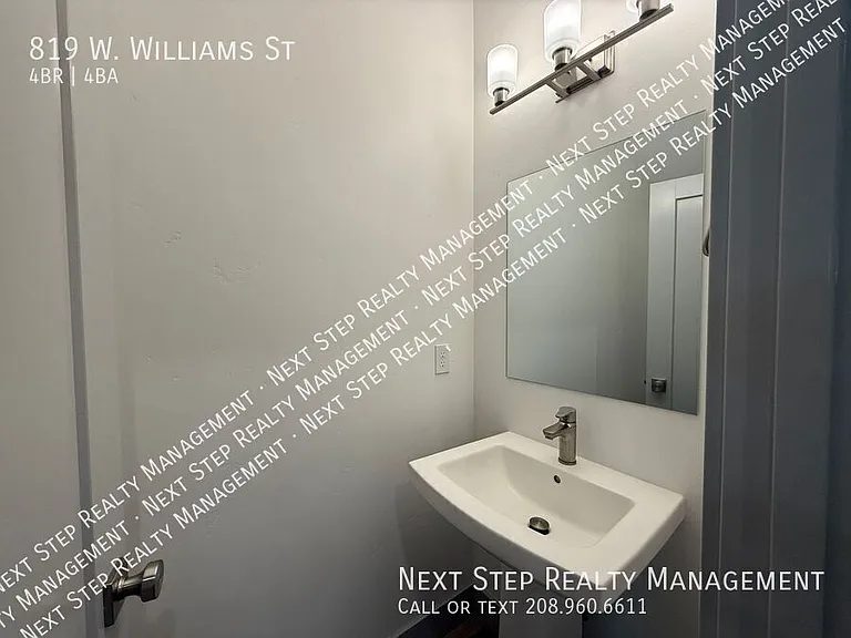 819 W Williams St — Photo 5