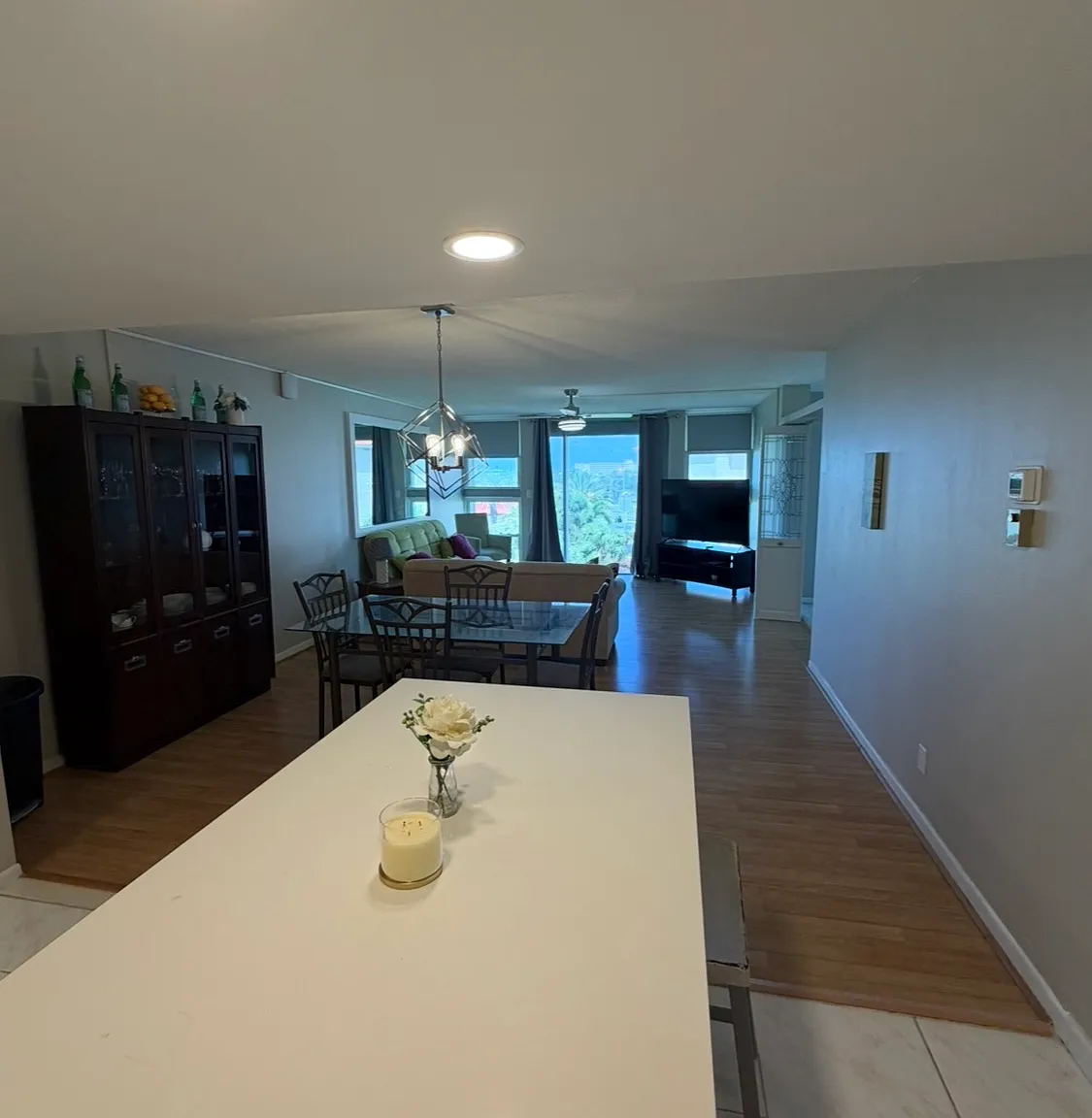 2 bed, 1300 sqft, $3,000 — Photo 4
