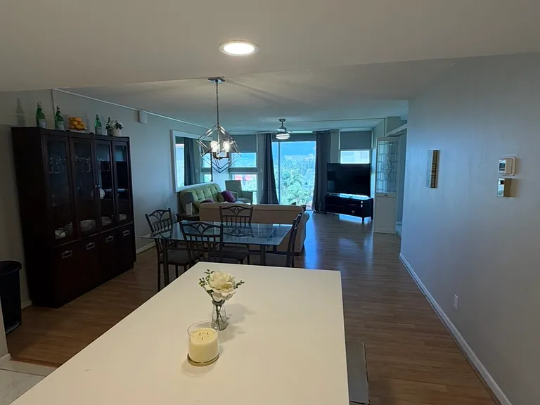 7400 Sun Island Dr #401 — Photo 3