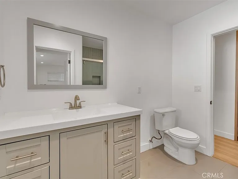 11528 Balboa Blvd — Photo 30