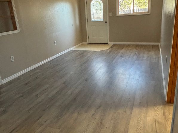 1002 Gurley Ave