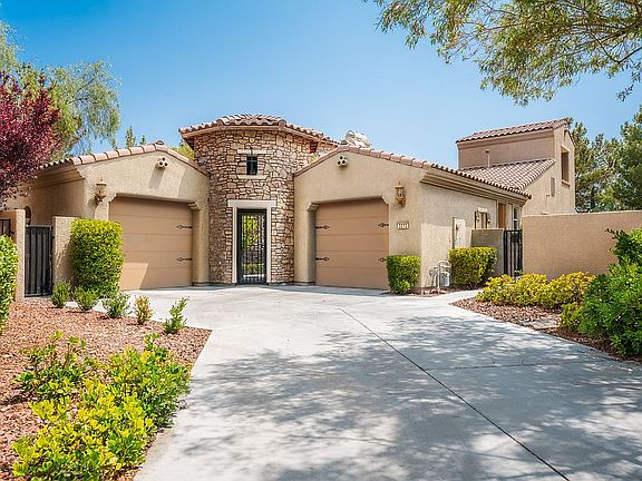 3rd image of 3272 Birchwood Park Cir