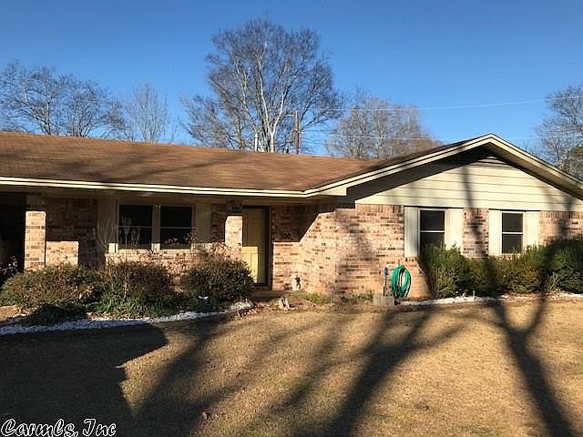 1st image of 100 Blanchard Dr
