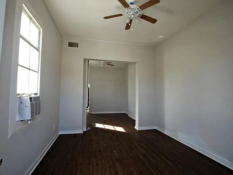 Entrance double parlor.