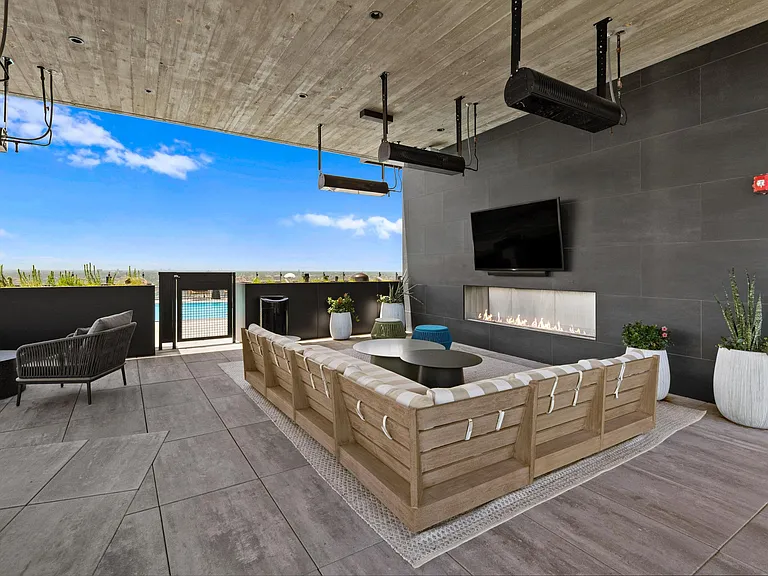 Parq Fulton — Photo 17
