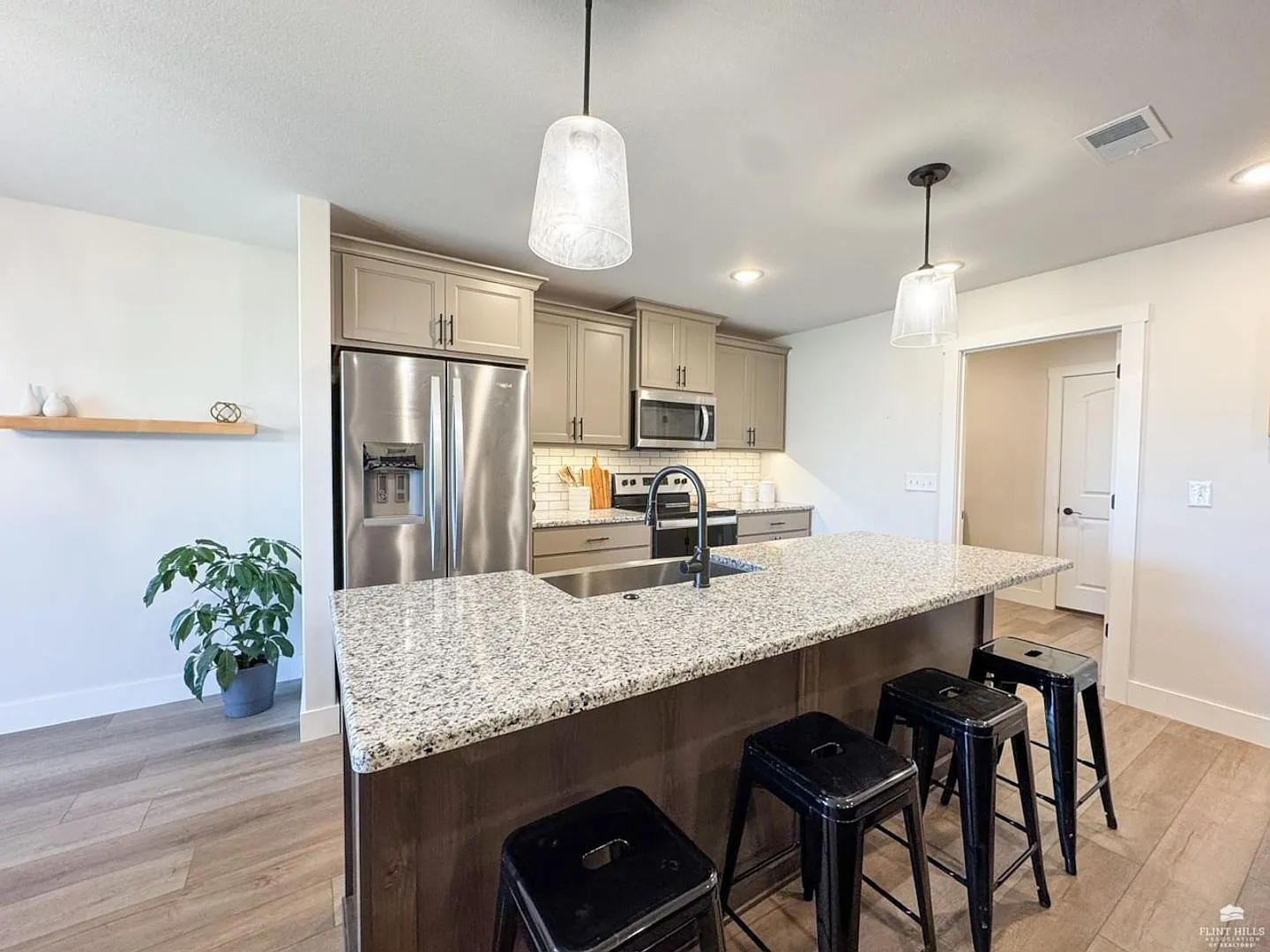 Newly Built! + Stainless Steel Appliances + 2-Car-Garage + Large Backyard + Washer & Dryer Includ... — Photo 4