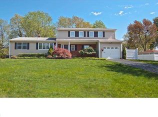 31 Martin Ln, Hamilton, NJ 08619