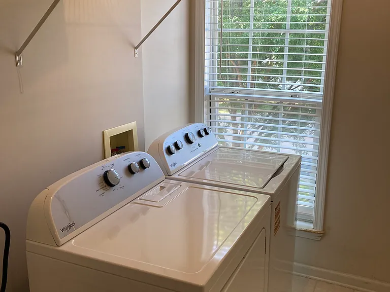 702 Wamock Dr — Photo 16