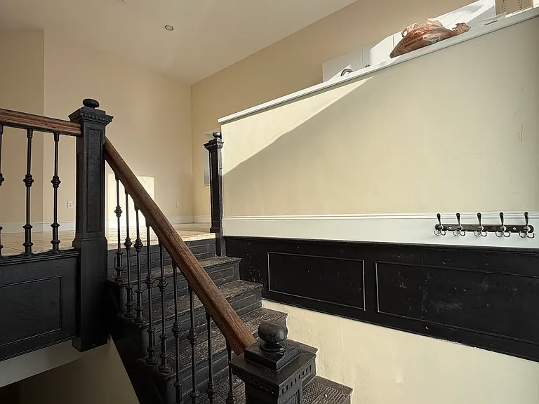 108 Richmond St #1 — Photo 20