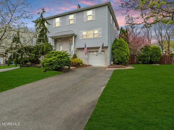 48 Lone Star Lane, Manalapan, NJ 07726