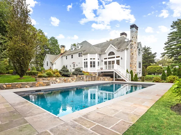 113 Skyview Lane, New Canaan, CT 06840