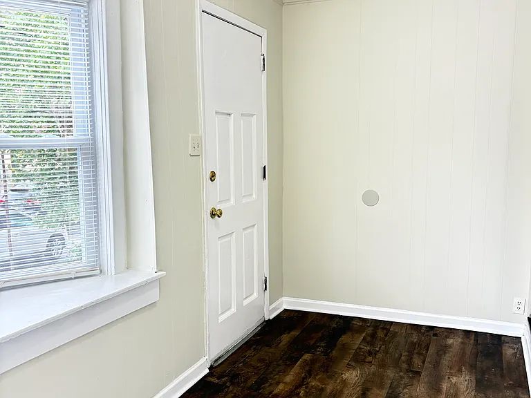interior front portch