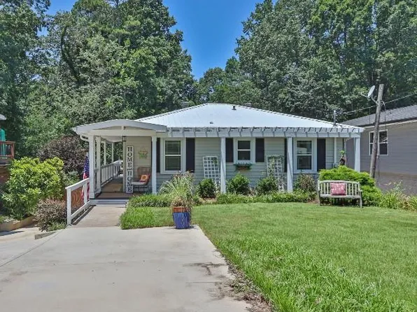 3131 Lee Cir, Buford, GA 30518