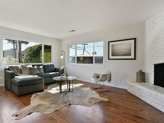 3rd image of 5827 McBryde Ave