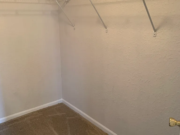 805 Boardwalk Dr — Photo 5