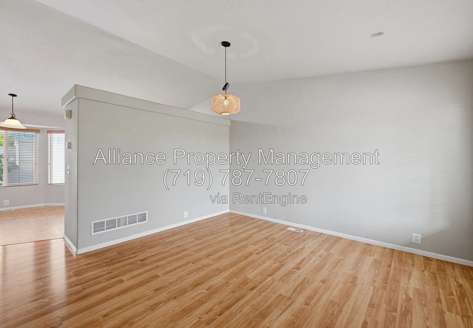 3 bed, 2.5 bath, 1745 sqft, $1,995 — Photo 2