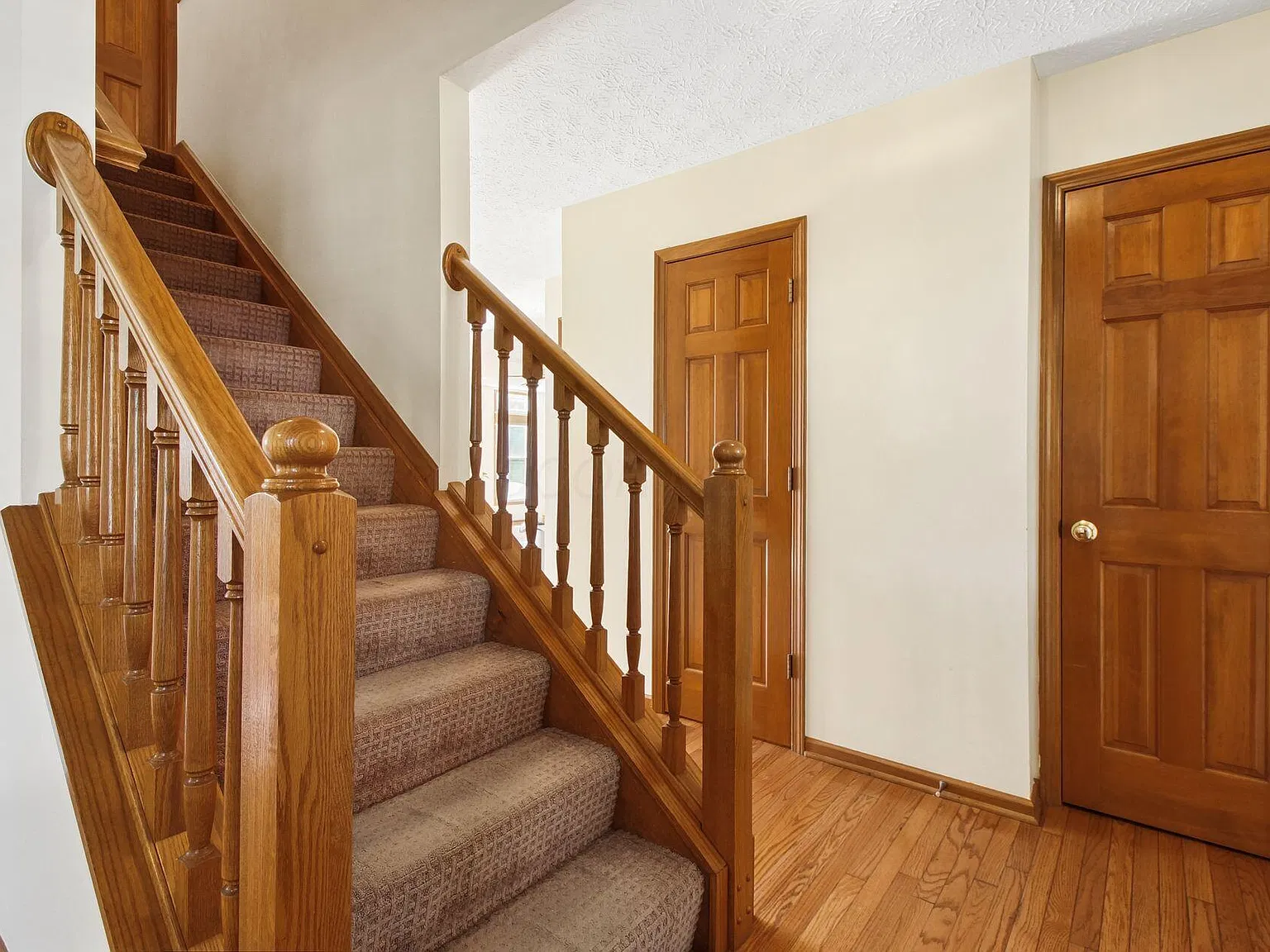 3 bed, 2.5 bath, 1831 sqft, $2,790 — Photo 3