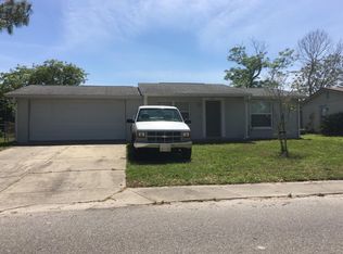 9749 Lake Chrise Ln, Port Richey, FL 34668