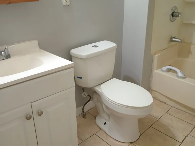 88 Olive St #1 — Photo 9