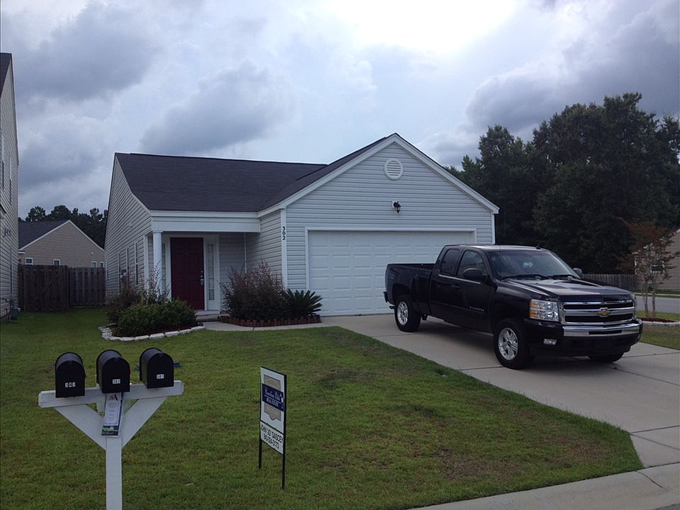 1st image of 302 Salkahatchie St
