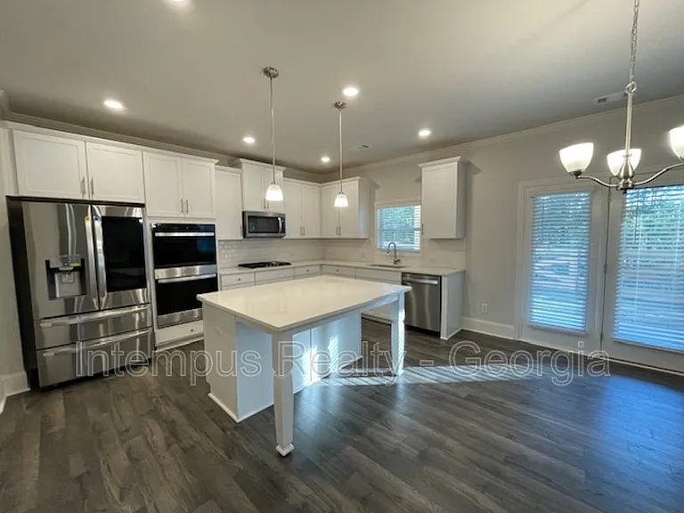 44 Garnet Dr — Photo 8
