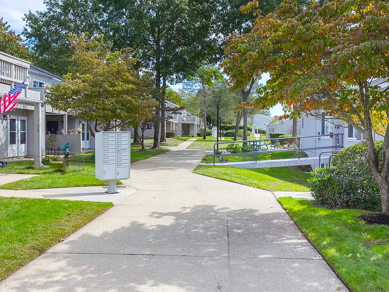 Siena Village (62 Years or Older, Income Limits Restrictions Apply) — Photo 18