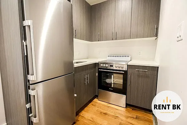 Rented by RENTBK LLC | media 2