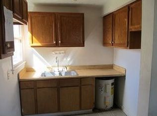 913 Workwood Rd, Norfolk, VA 23513