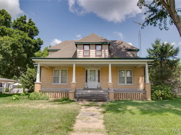 607 Walnut St, Greenfield, IL 62044