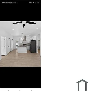 2 bed, 990 sqft, $2,000 — Photo 3