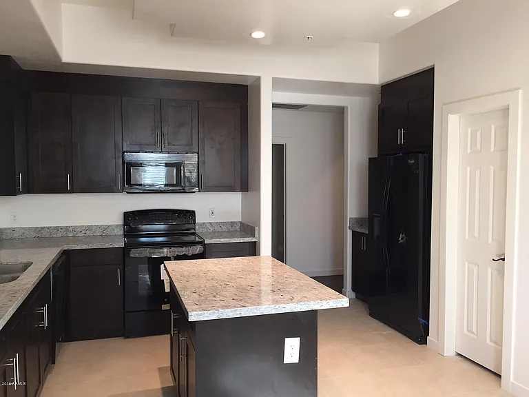 1502 E Dunlap Ave #4 — Photo 13