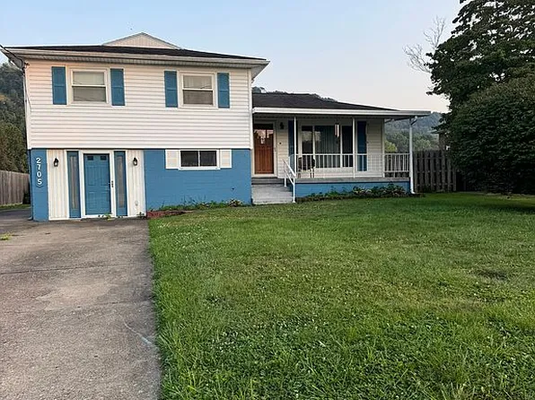 2705 Glenwood Ave, Moundsville, WV 26041