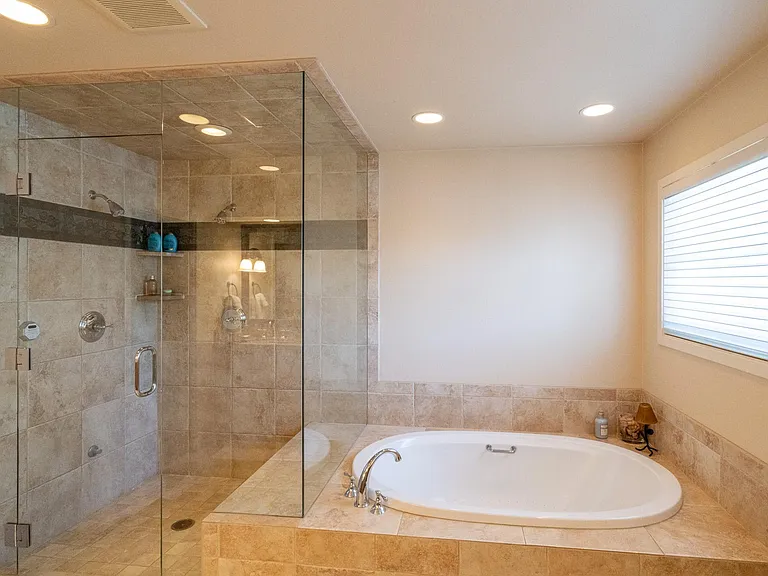 407 W Hallam St — Photo 13