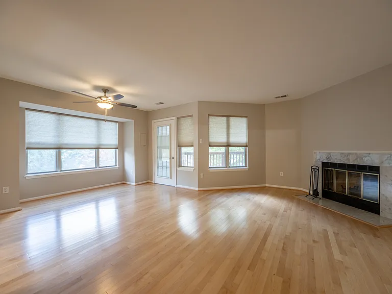 2 Deer Run Ct — Photo 1