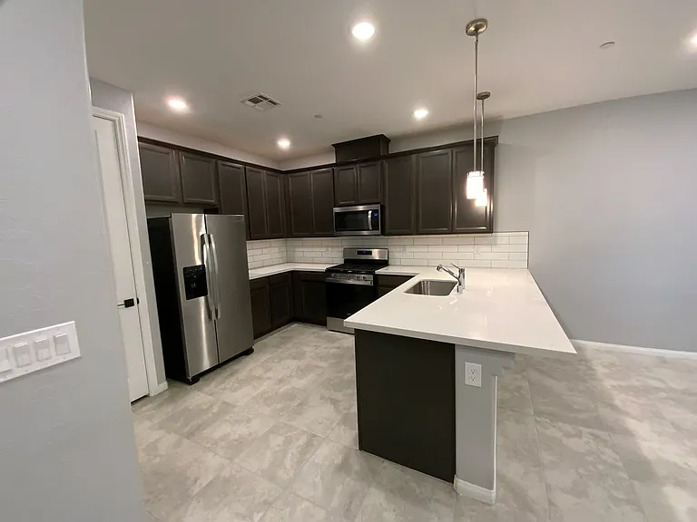 11589 Alpine Cove Ave — Photo 10