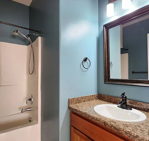 1020 Mount Ave #3 — Photo 6
