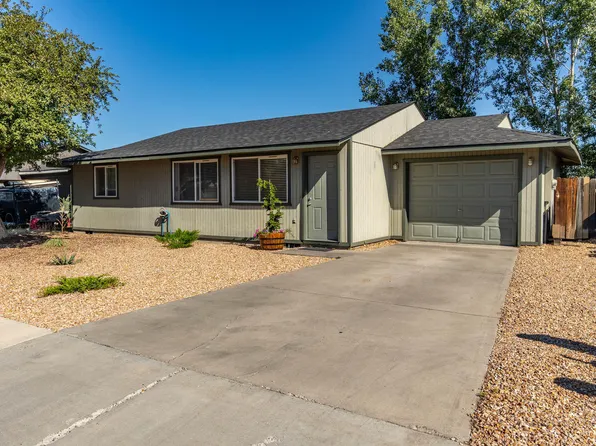 3217 SW Quartz Ave, Redmond, OR 97756